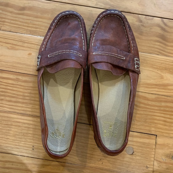 Frye Loafer - Picture 2 of 4